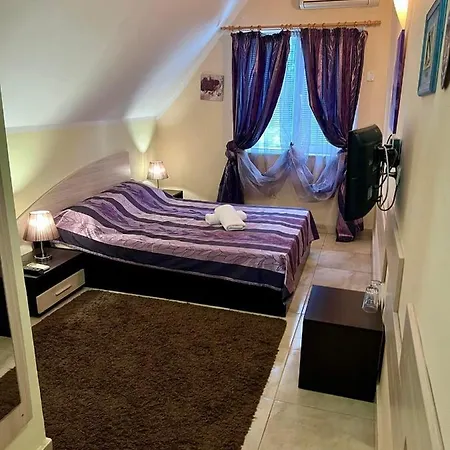Venis House Guest house