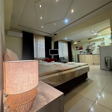 Guest house Venis House *