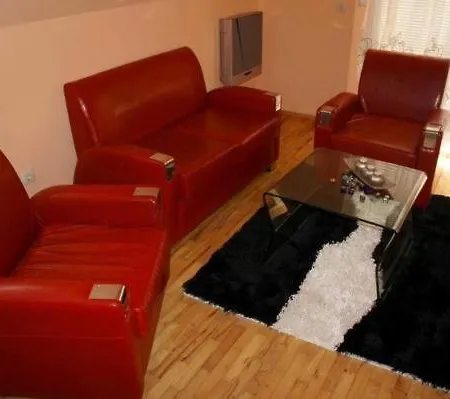 بيت ضيافة Venis House