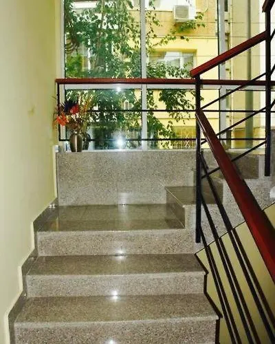 招待所 Venis House